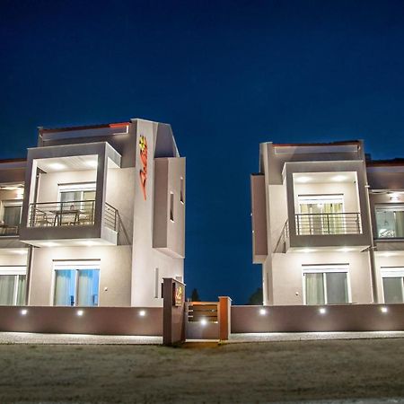 Aelia Luxury Apartments Nikiti  Dış mekan fotoğraf