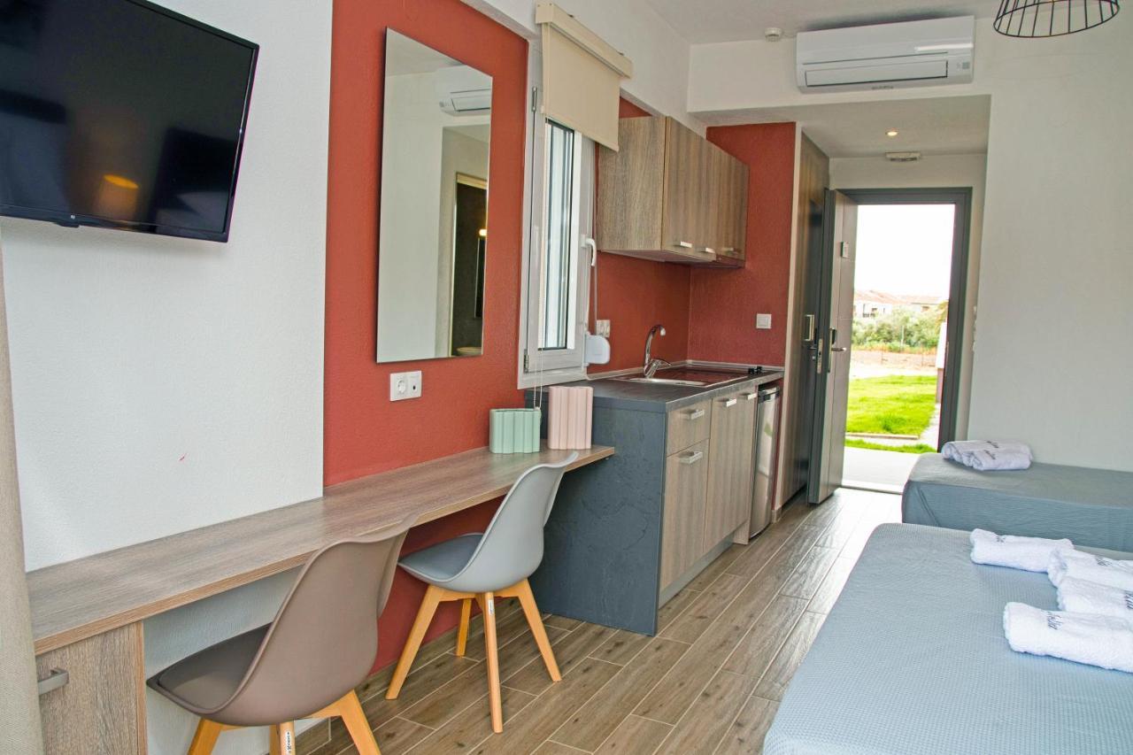 Aelia Luxury Apartments Nikiti  Dış mekan fotoğraf