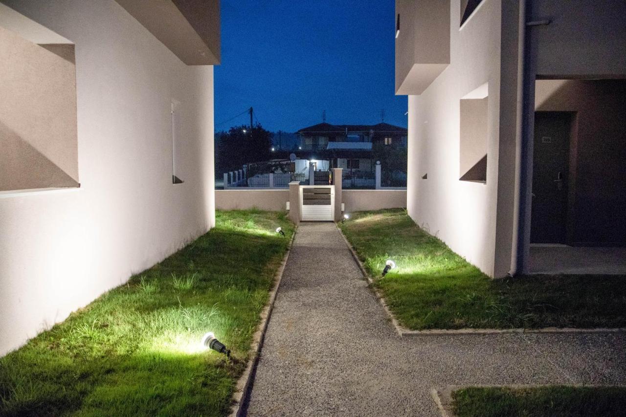 Aelia Luxury Apartments Nikiti  Dış mekan fotoğraf